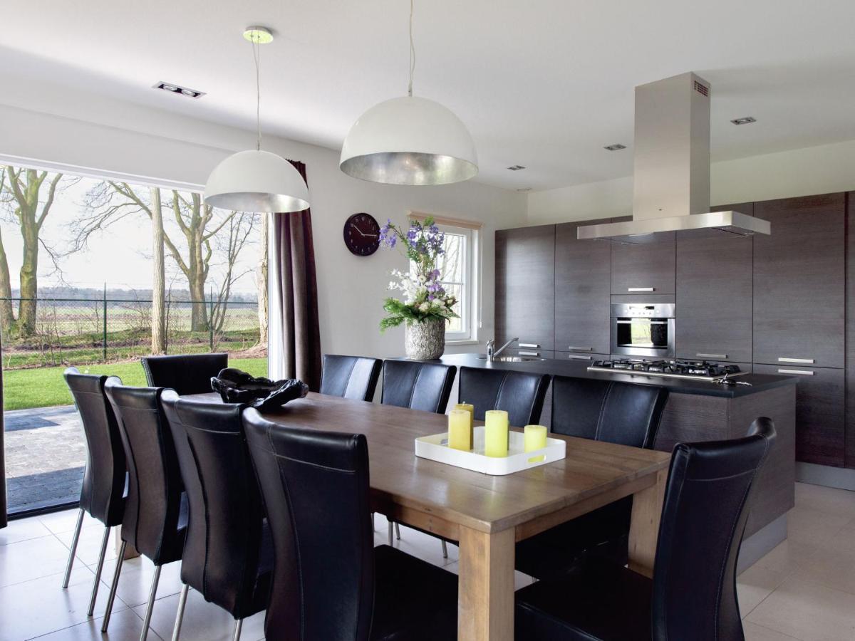 Spacious Home With A Fireplace At 3 Km From Baarle-Nassau Eksteriør bilde