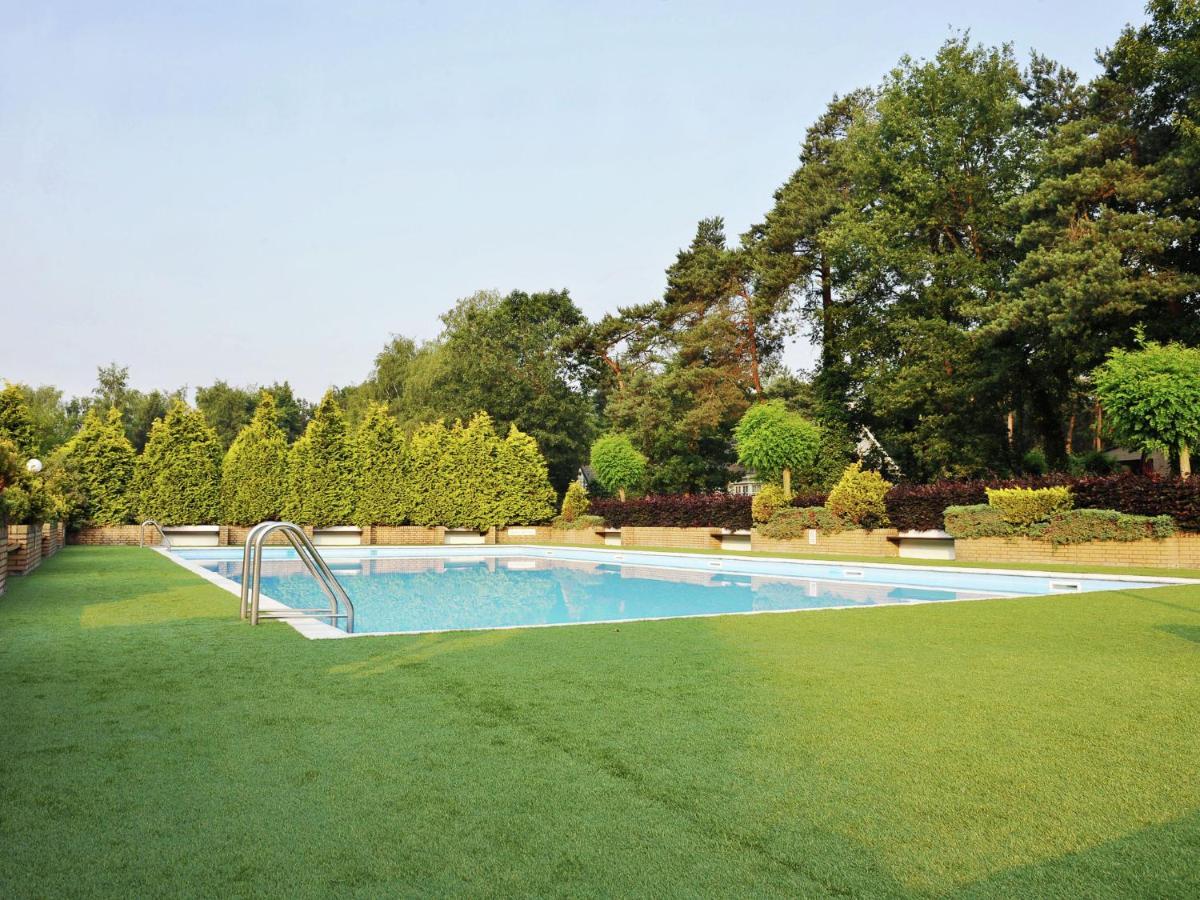 Spacious Home With A Fireplace At 3 Km From Baarle-Nassau Eksteriør bilde
