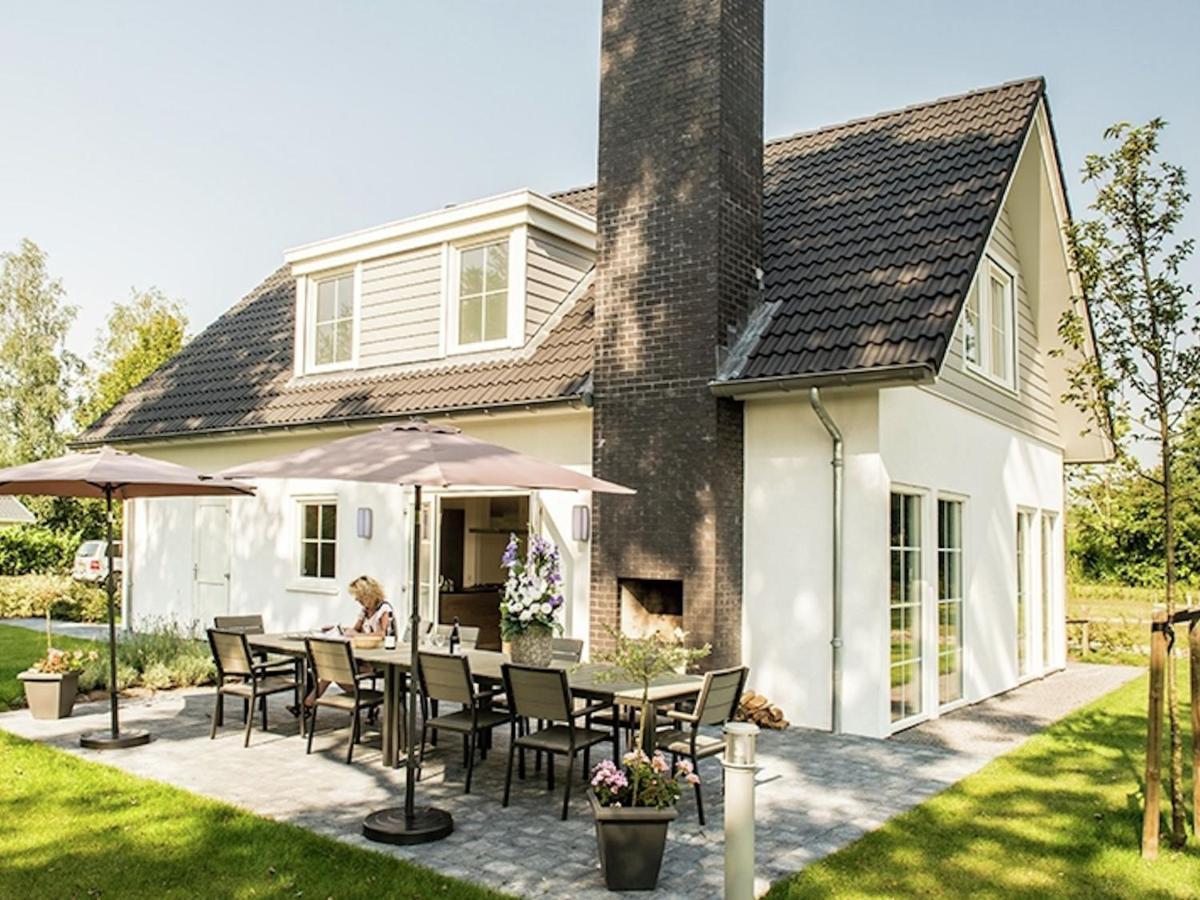 Spacious Home With A Fireplace At 3 Km From Baarle-Nassau Eksteriør bilde