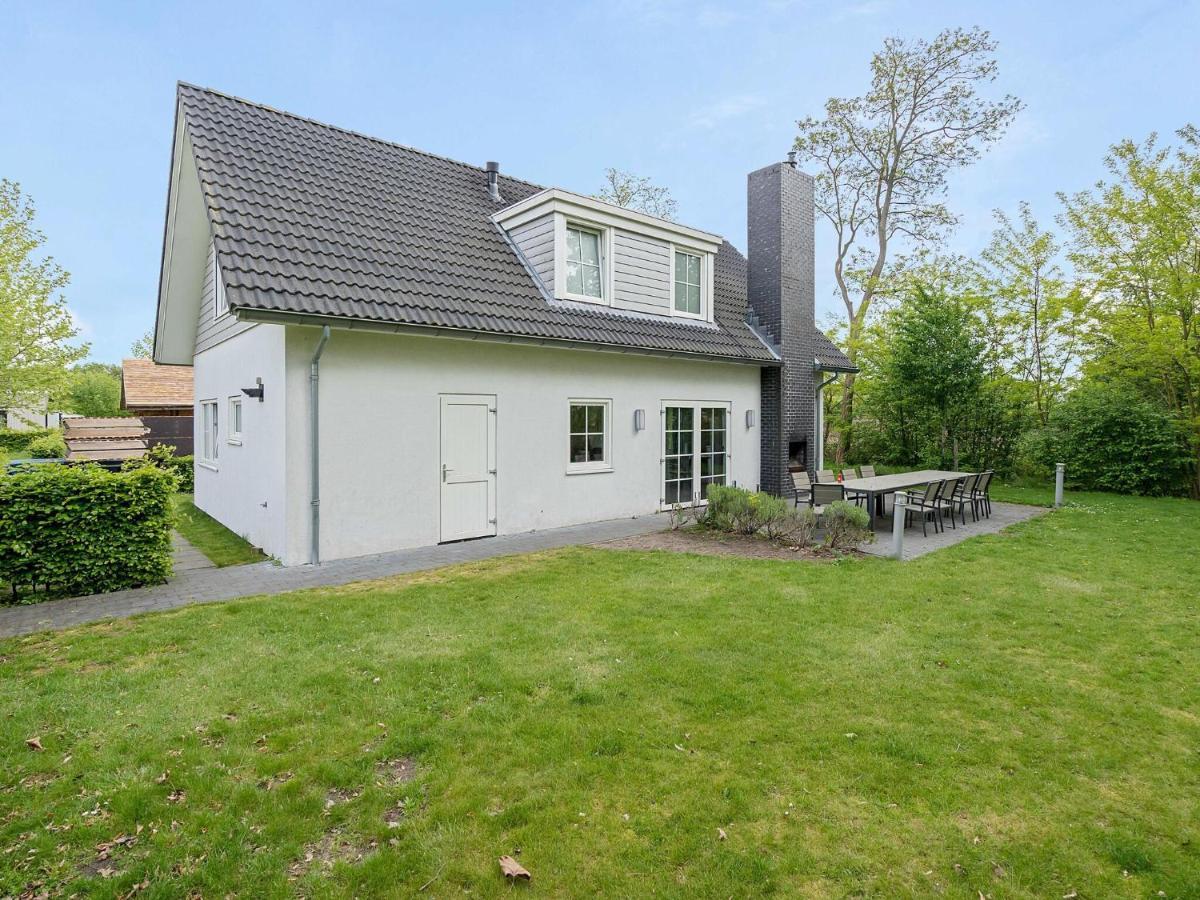 Spacious Home With A Fireplace At 3 Km From Baarle-Nassau Eksteriør bilde
