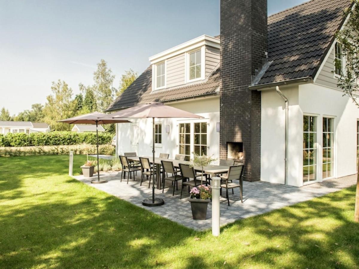 Spacious Home With A Fireplace At 3 Km From Baarle-Nassau Eksteriør bilde